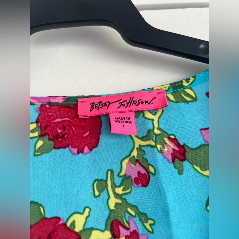Betsey Johnson Dolman Sleeve Rose Floral - Picture 3 of 5